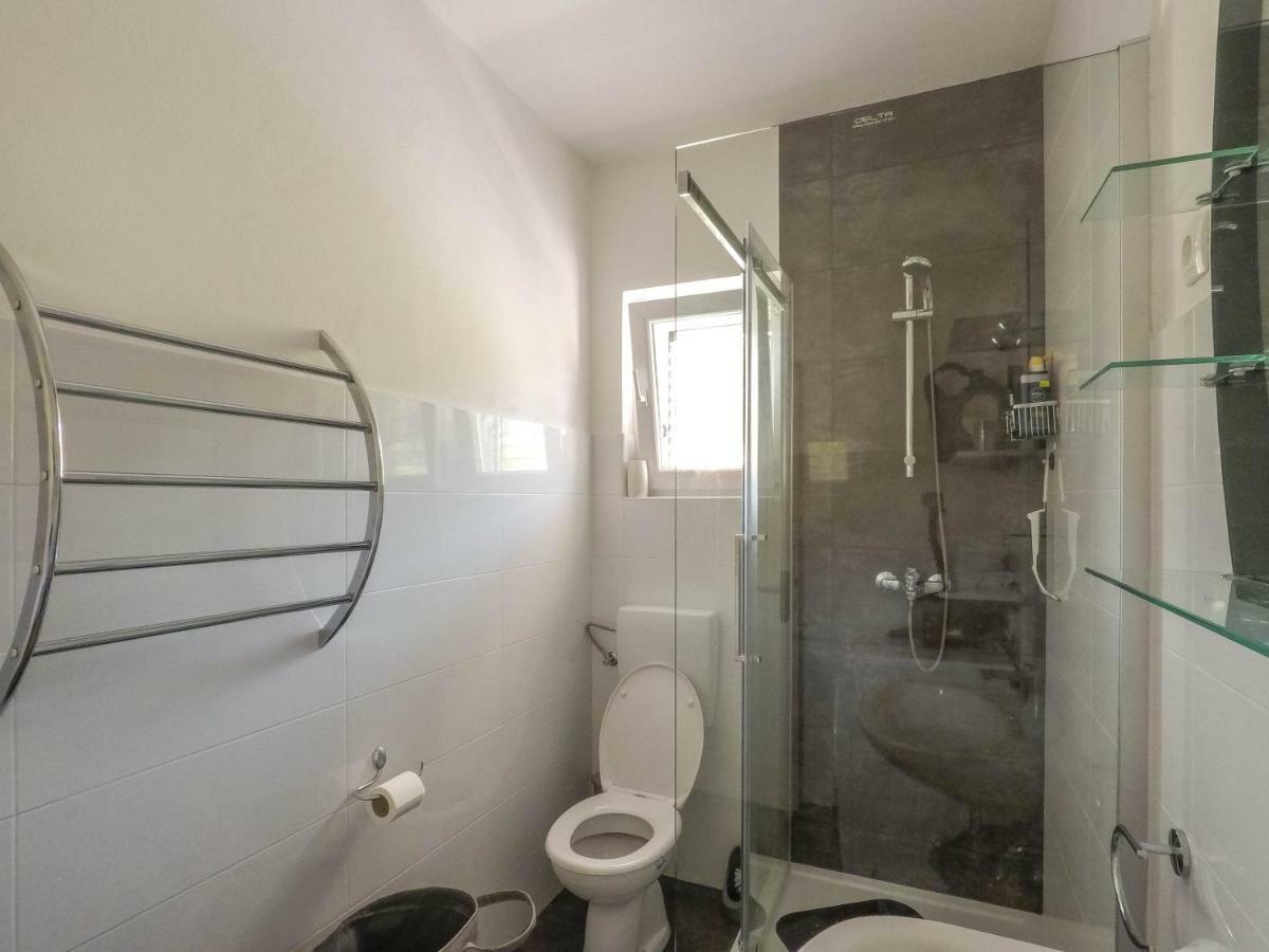 Apartment Marinsko Veli Iž Kültér fotó